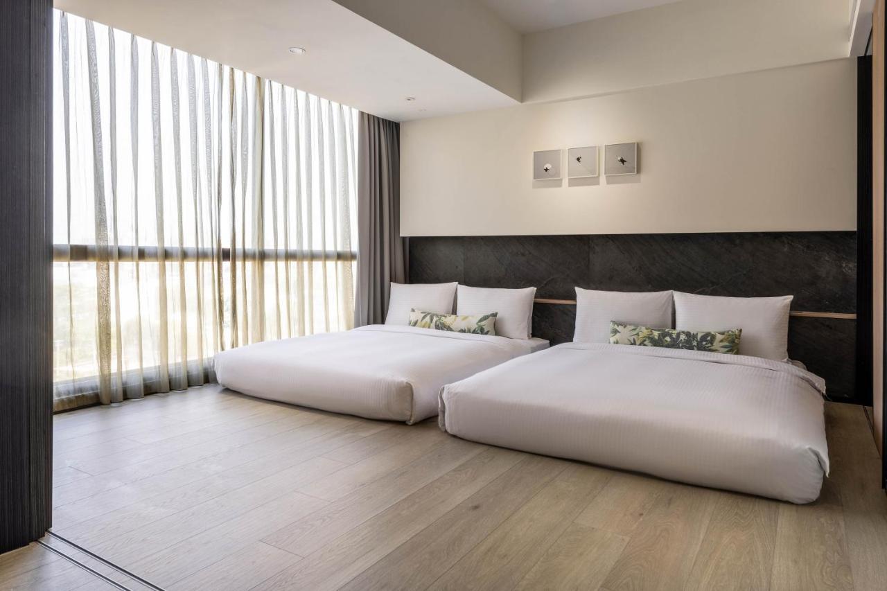 Hsin Hotel Chiayi City Exterior photo Deluxe Twin