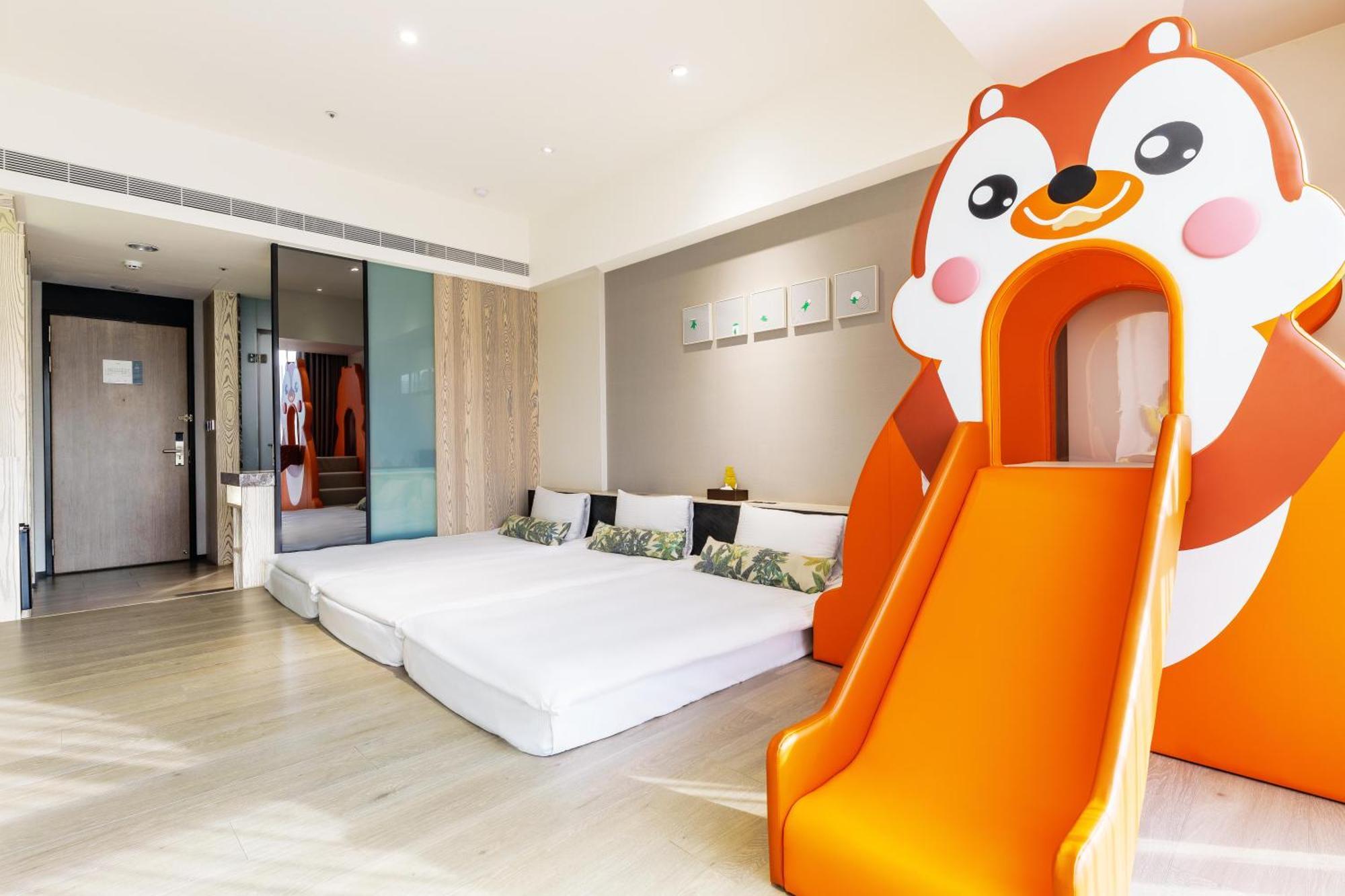 Hsin Hotel Chiayi City Exterior photo